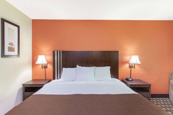 AmericInn Cloquet